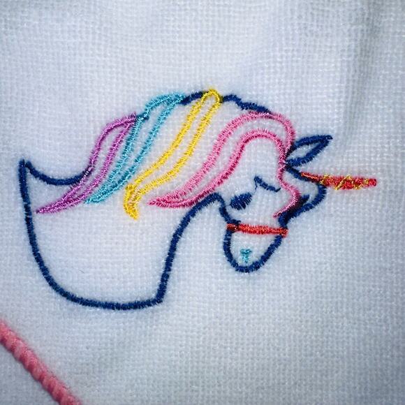 NIP Angel Of Mine Baby / Infant Hooded Towel Unicorn Design Bundle Of 2 - Picture 2 of 5